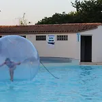 Mobil Avec Terrasse Pour 4 Personnes - Api-1-52-649 * Les Achards (Vendee)