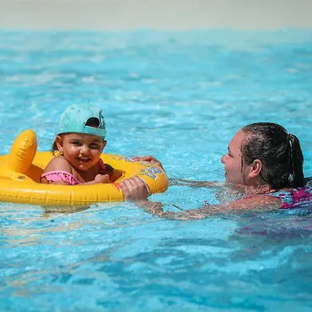 Mobil Avec Terrasse Pour 4 Personnes - Api-1-52-649 Camping *