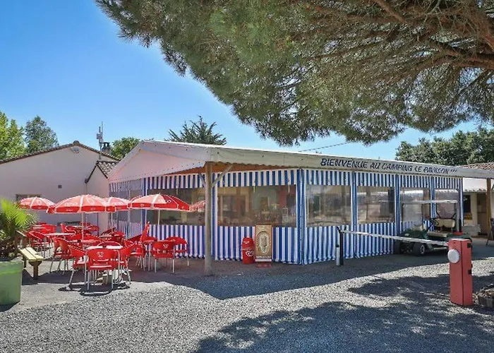 Кемпинг Mobil Avec Terrasse Pour 4 Personnes - Api-1-52-649 Les Achards (Vendee)